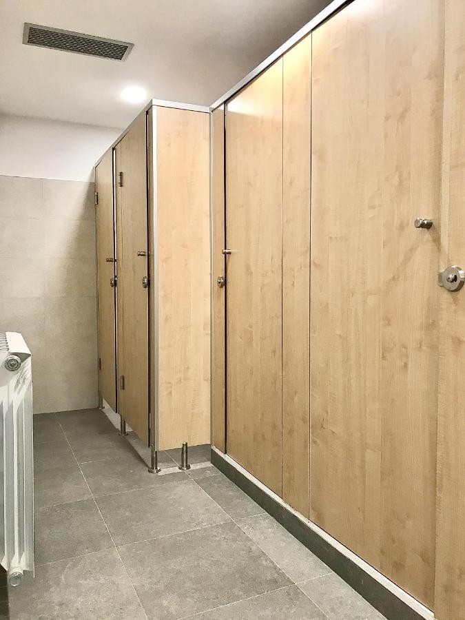 Quartier Leon Hostel Jabalquinto エクステリア 写真